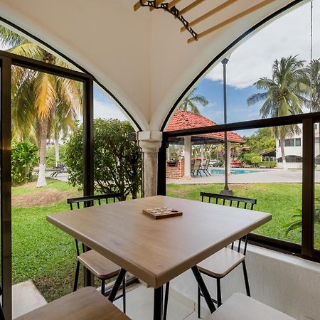 Chic Lagoon Front Villa By Casa Paraiso Канкун Екстер'єр фото